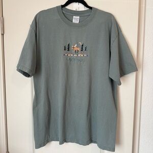 Gildan ultra cotton oversized  shirt XL Wyoming